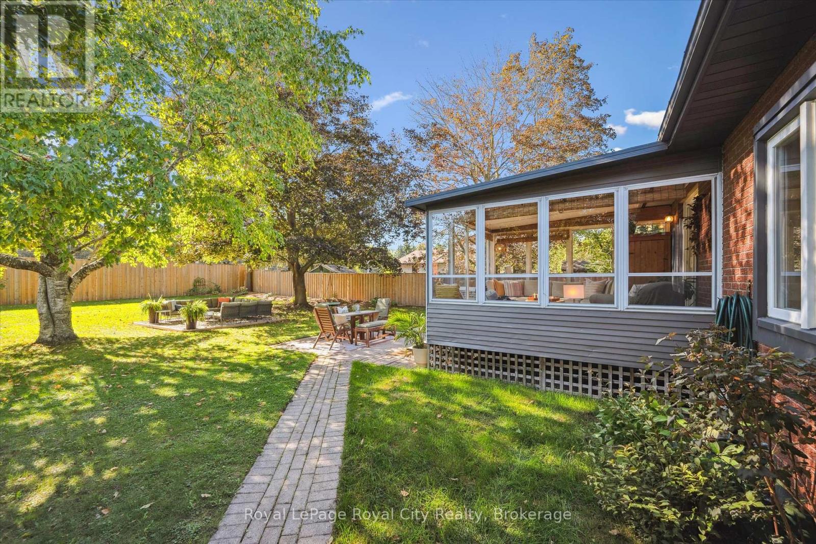 3 Latenda Place, Guelph (Kortright East), Ontario  N1G 3B8 - Photo 37 - X12451542