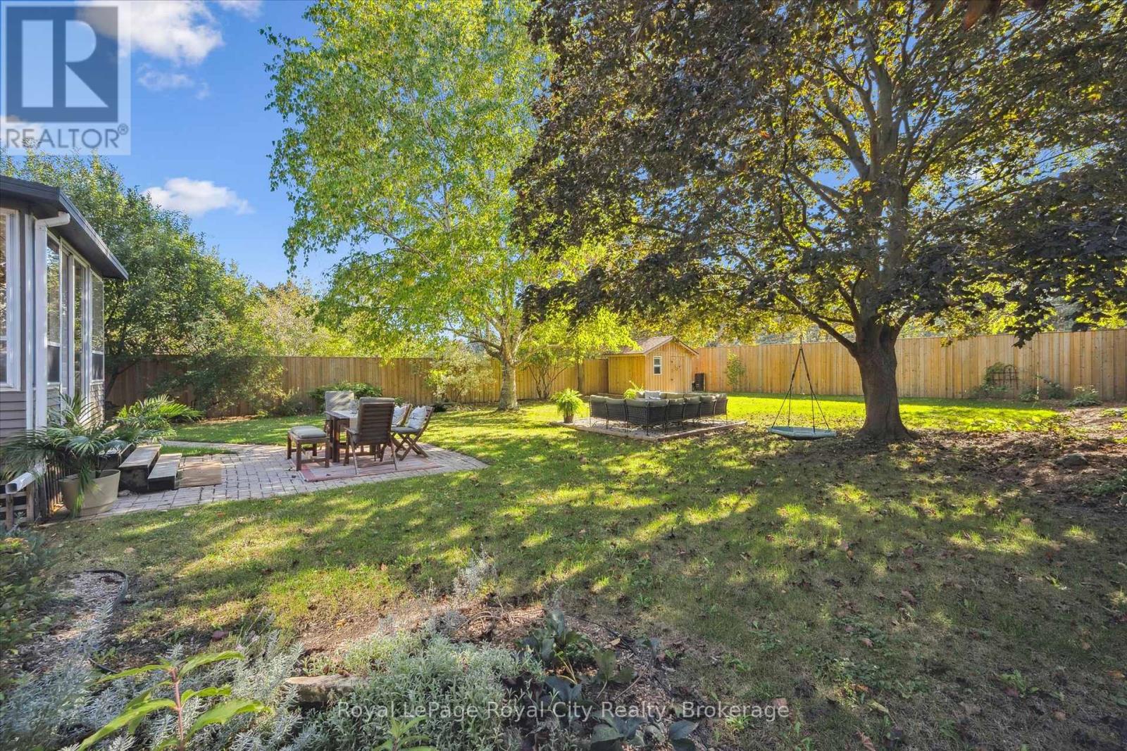 3 Latenda Place, Guelph (Kortright East), Ontario  N1G 3B8 - Photo 38 - X12451542
