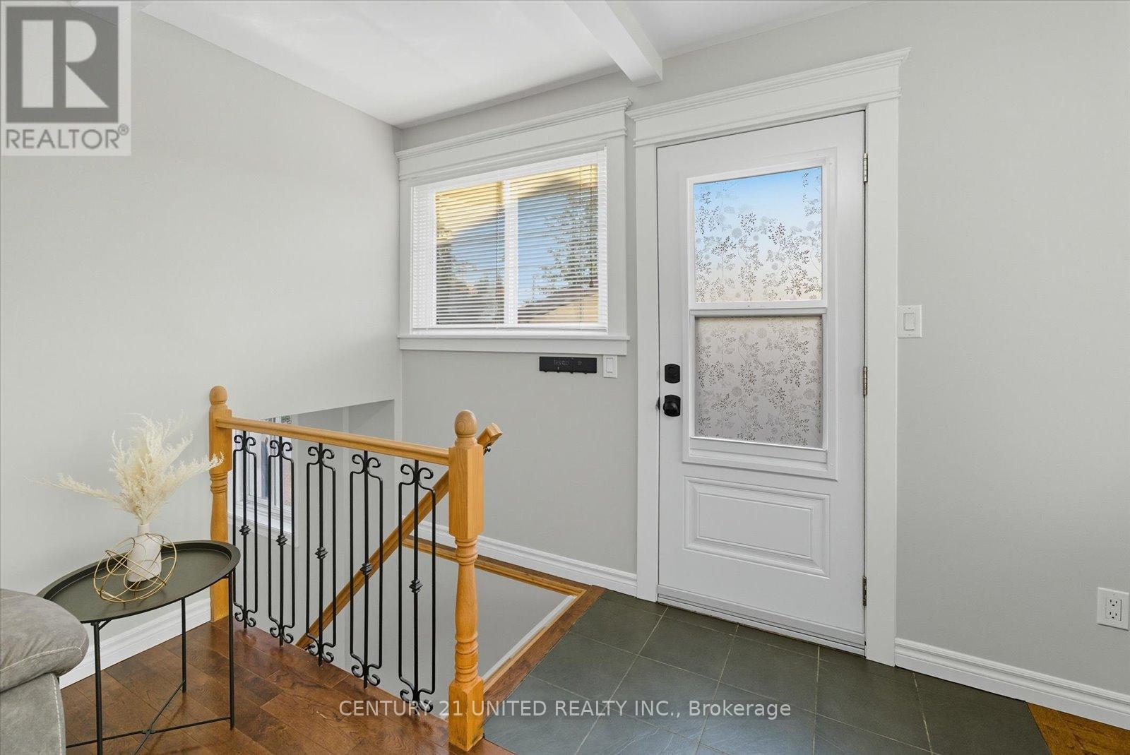 263 Riverview Heights, Peterborough, Ontario  K9J 1A9 - Photo 24 - X12451548