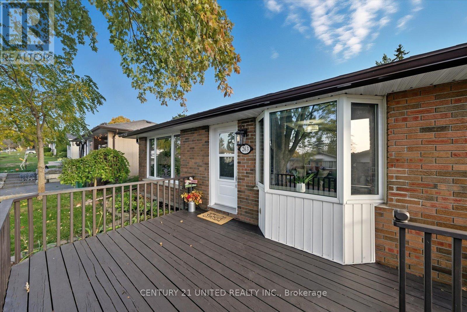 263 Riverview Heights, Peterborough, Ontario  K9J 1A9 - Photo 3 - X12451548