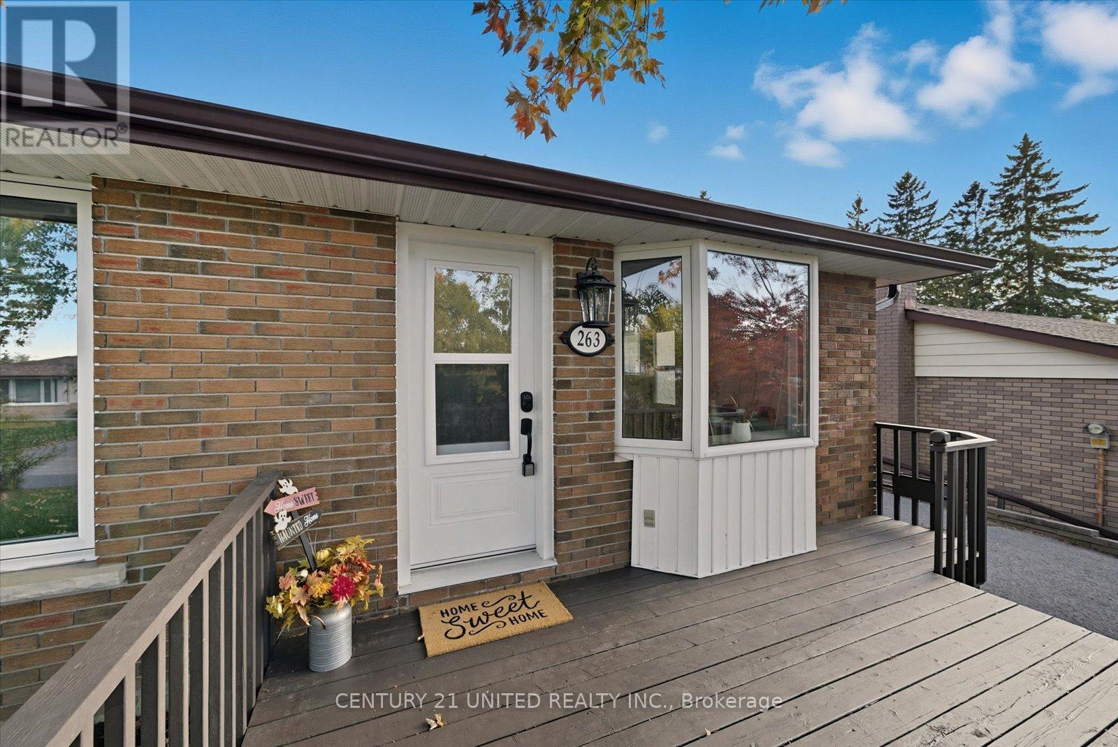 263 Riverview Heights, Peterborough, Ontario  K9J 1A9 - Photo 4 - X12451548