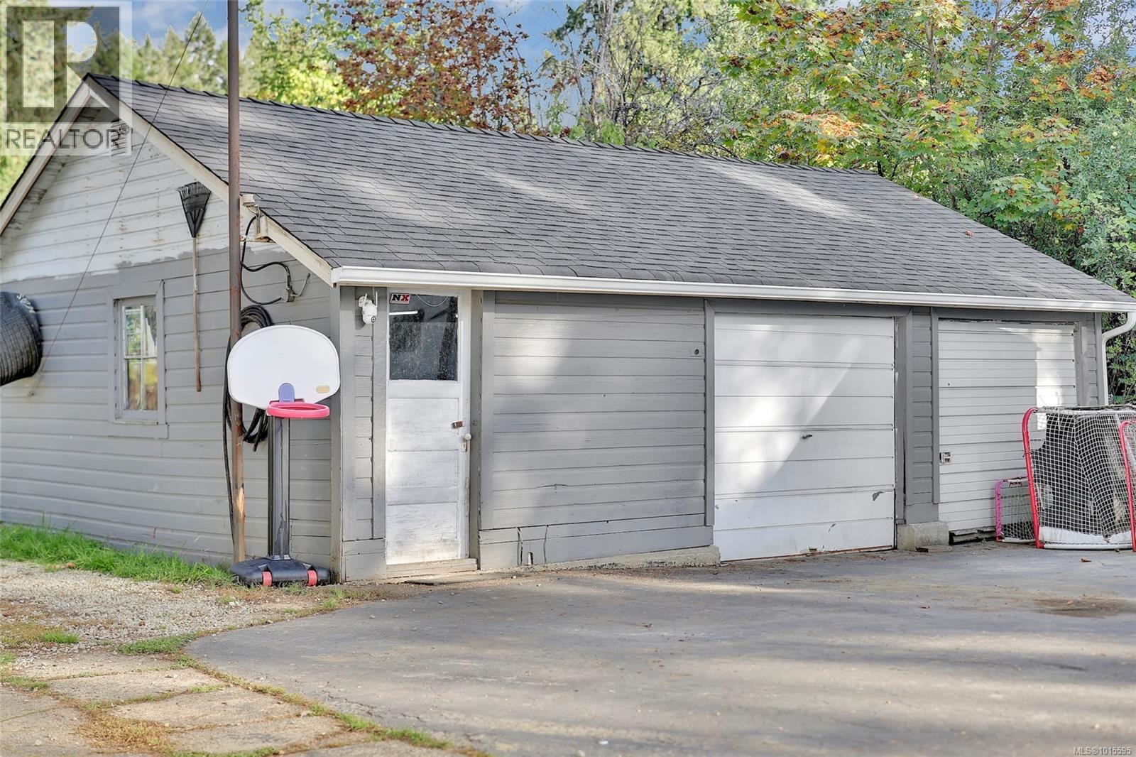 5739 Beaver Creek Rd, Port Alberni, British Columbia  V9Y 8X5 - Photo 10 - 1015595