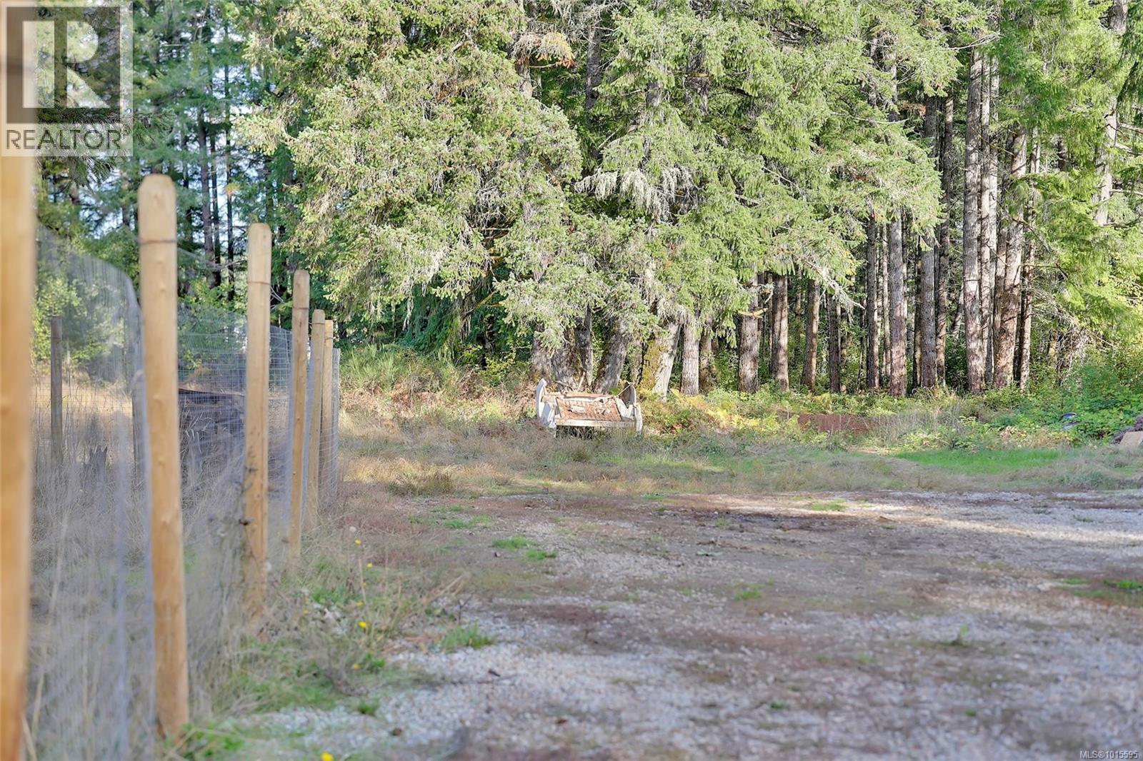 5739 Beaver Creek Rd, Port Alberni, British Columbia  V9Y 8X5 - Photo 12 - 1015595