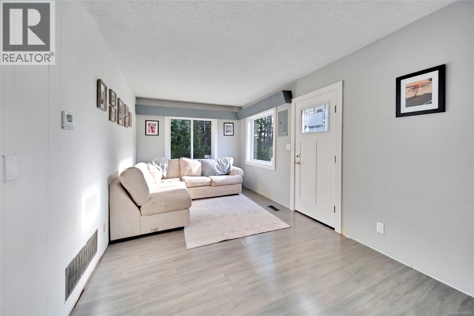 5739 Beaver Creek Rd, Port Alberni, British Columbia  V9Y 8X5 - Photo 17 - 1015595