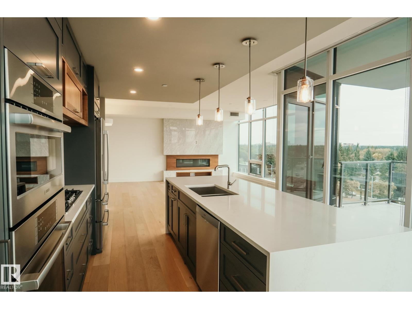 #701 14105 West Block Dr Nw, Edmonton, Alberta  T5N 1L5 - Photo 3 - E4461289