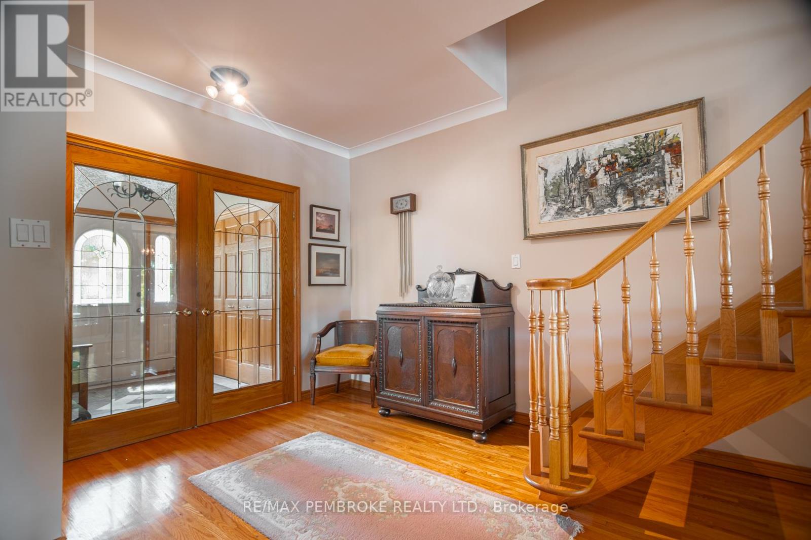 55 Blue Danube Way, Laurentian Valley, Ontario  K8A 6W2 - Photo 5 - X12451564