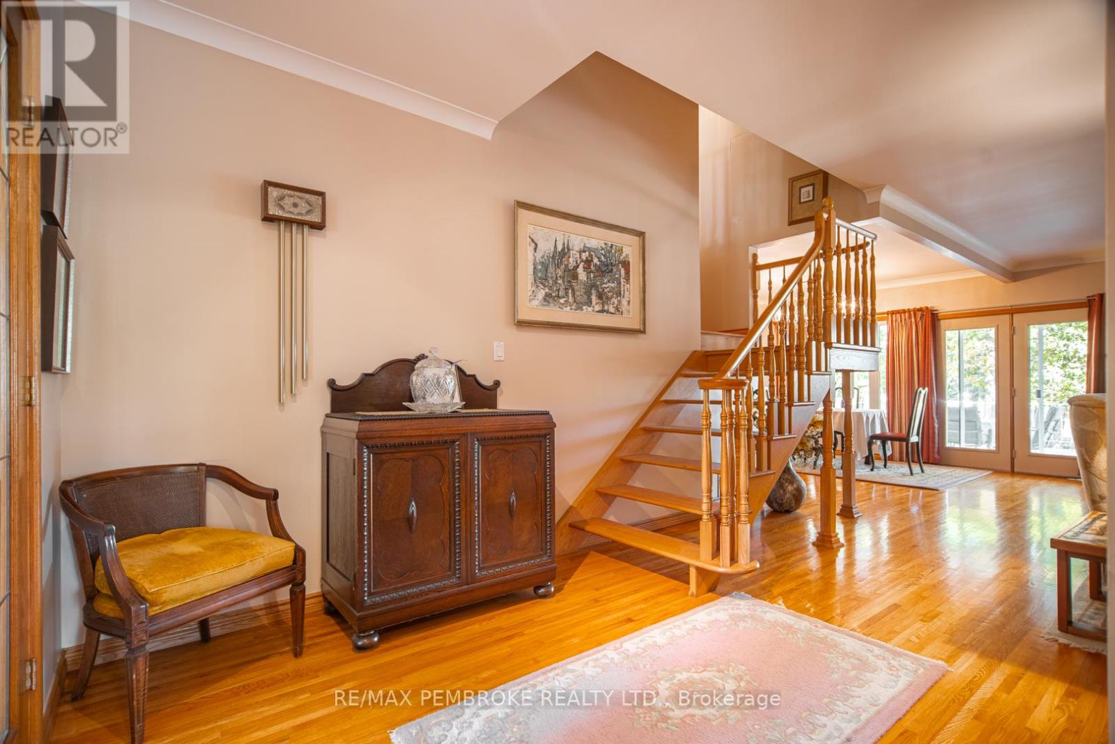 55 Blue Danube Way, Laurentian Valley, Ontario  K8A 6W2 - Photo 6 - X12451564