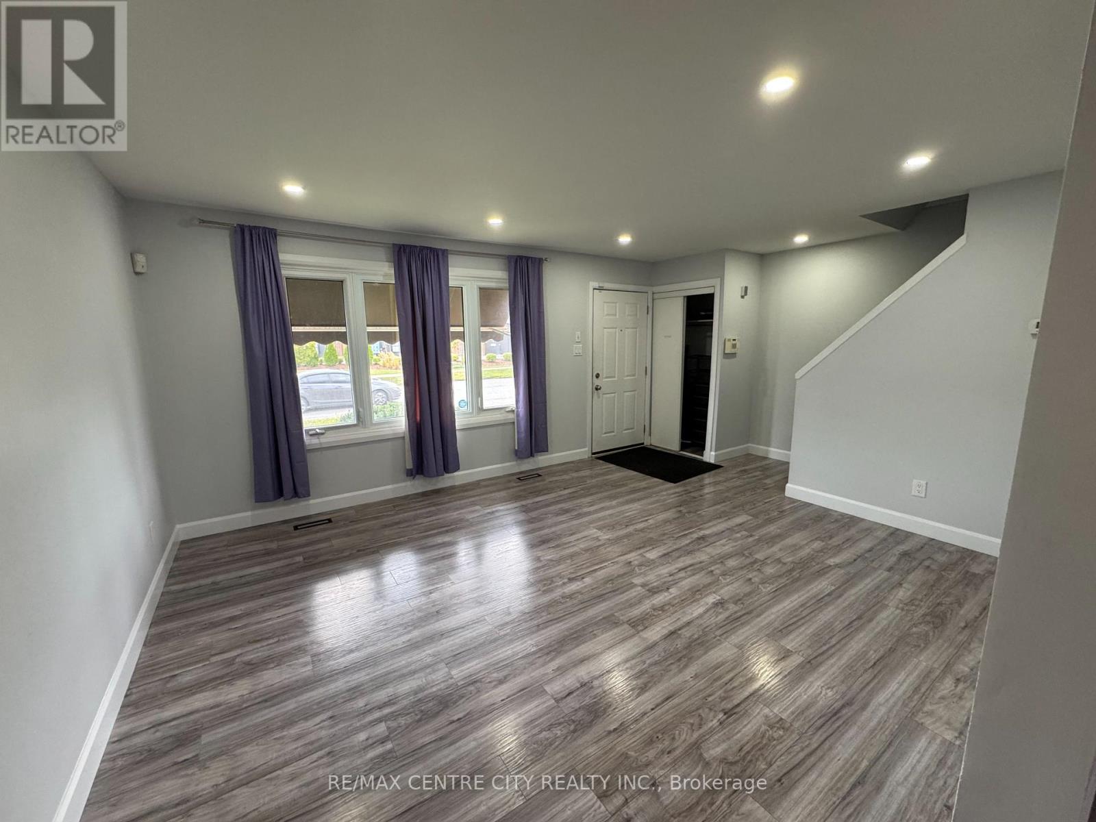 870 Wellingsboro Road, London South, Ontario  N6E 1Y5 - Photo 4 - X12451533