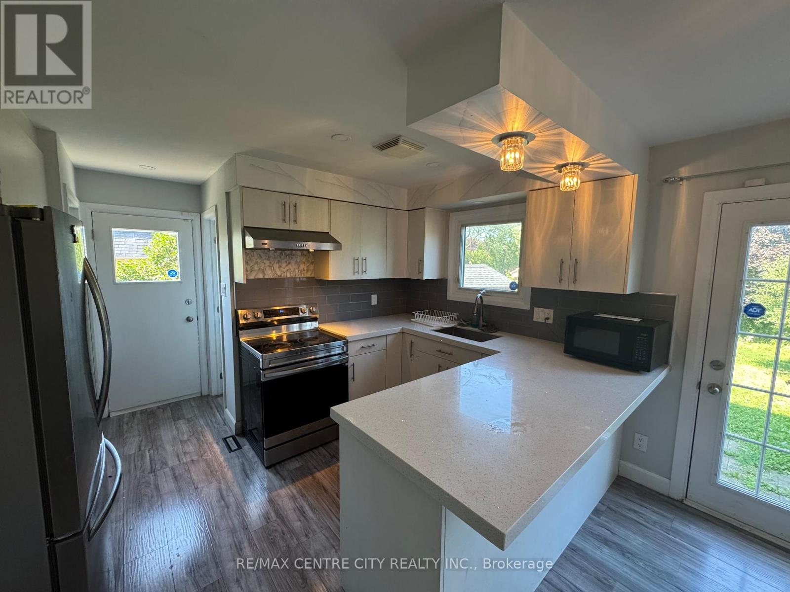 870 Wellingsboro Road, London South, Ontario  N6E 1Y5 - Photo 7 - X12451533