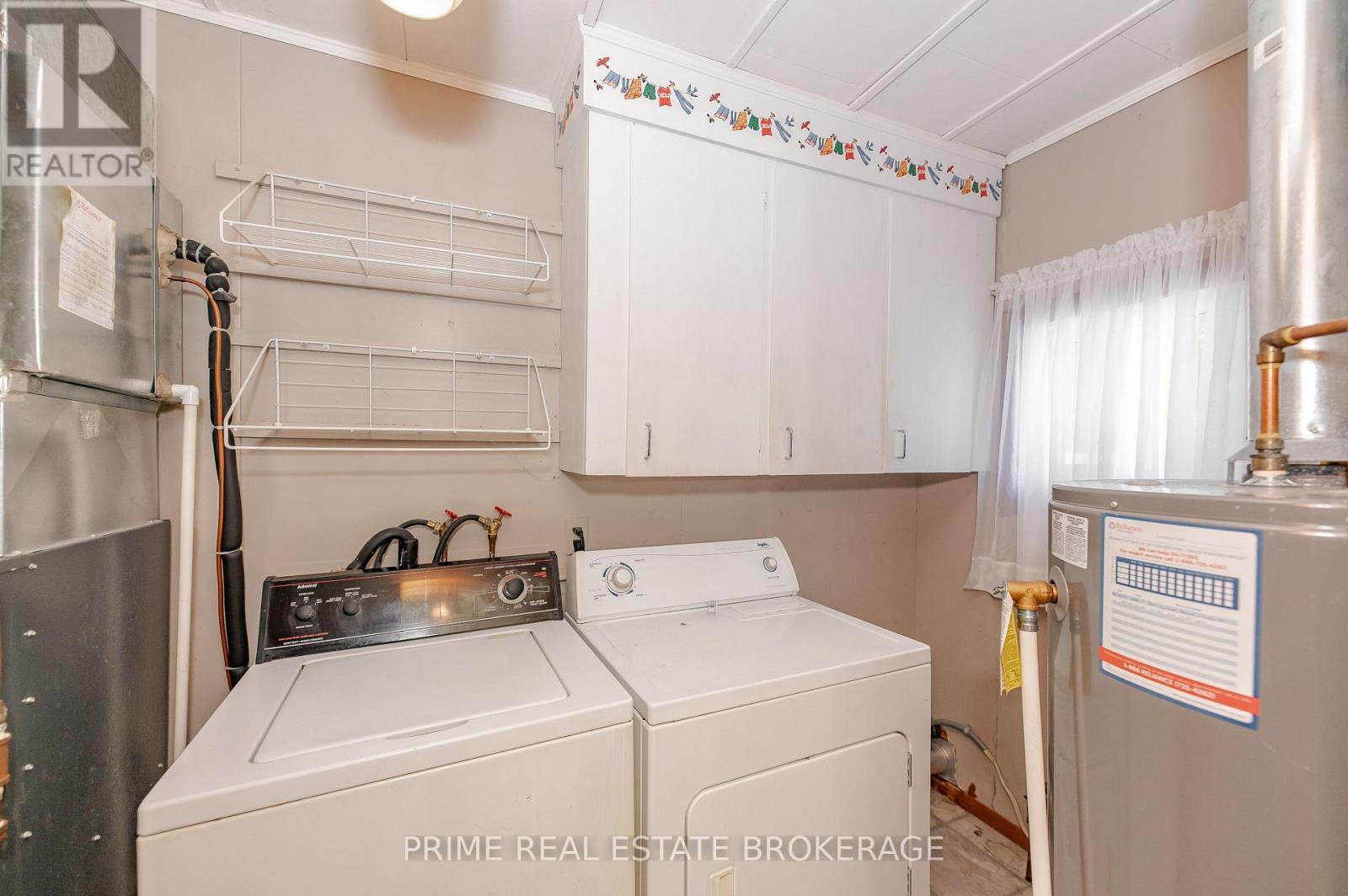182 South Street, Southwest Middlesex (Glencoe), Ontario  N0L 1M0 - Photo 30 - X12451541