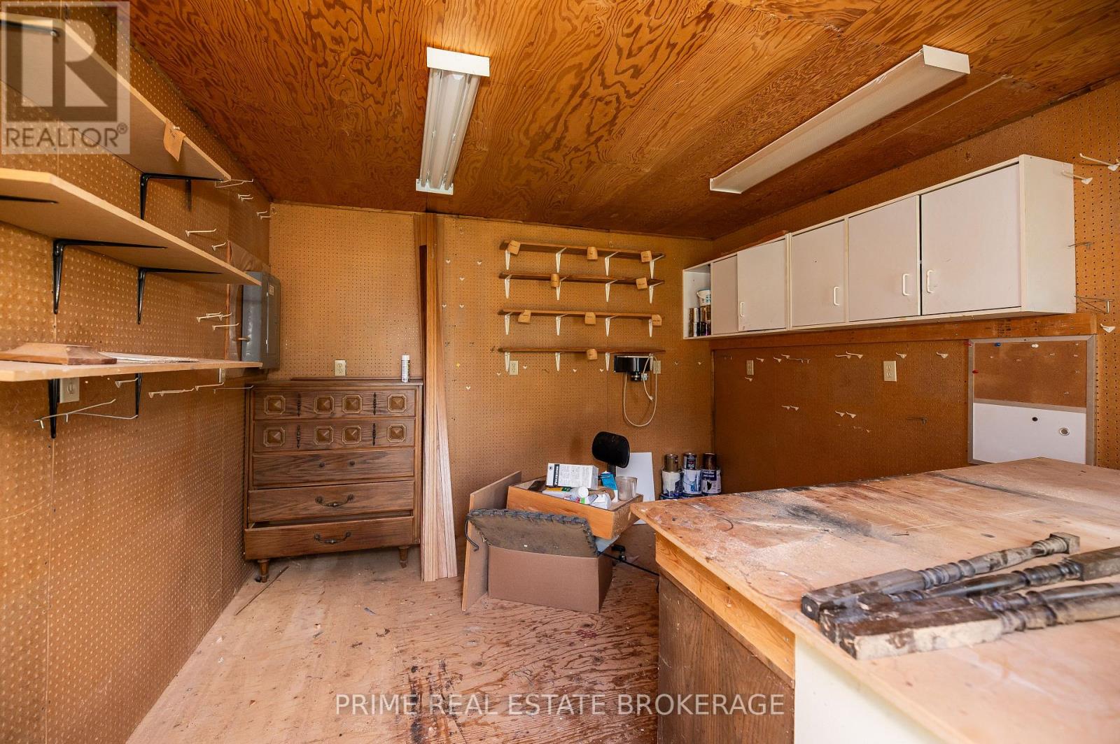 182 South Street, Southwest Middlesex (Glencoe), Ontario  N0L 1M0 - Photo 33 - X12451541