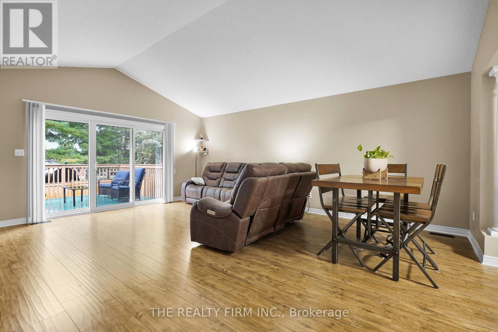 17 - 20 Windemere Place, St. Thomas, Ontario  N5R 6H6 - Photo 13 - X12451643