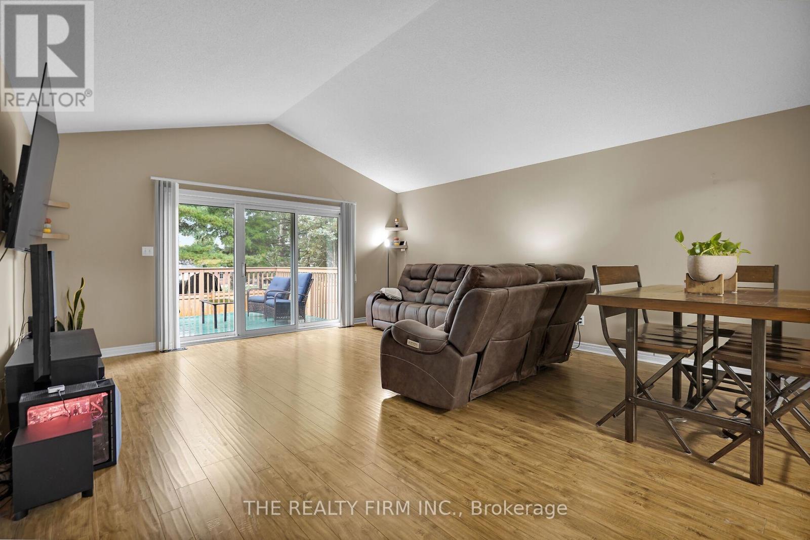 17 - 20 Windemere Place, St. Thomas, Ontario  N5R 6H6 - Photo 14 - X12451643