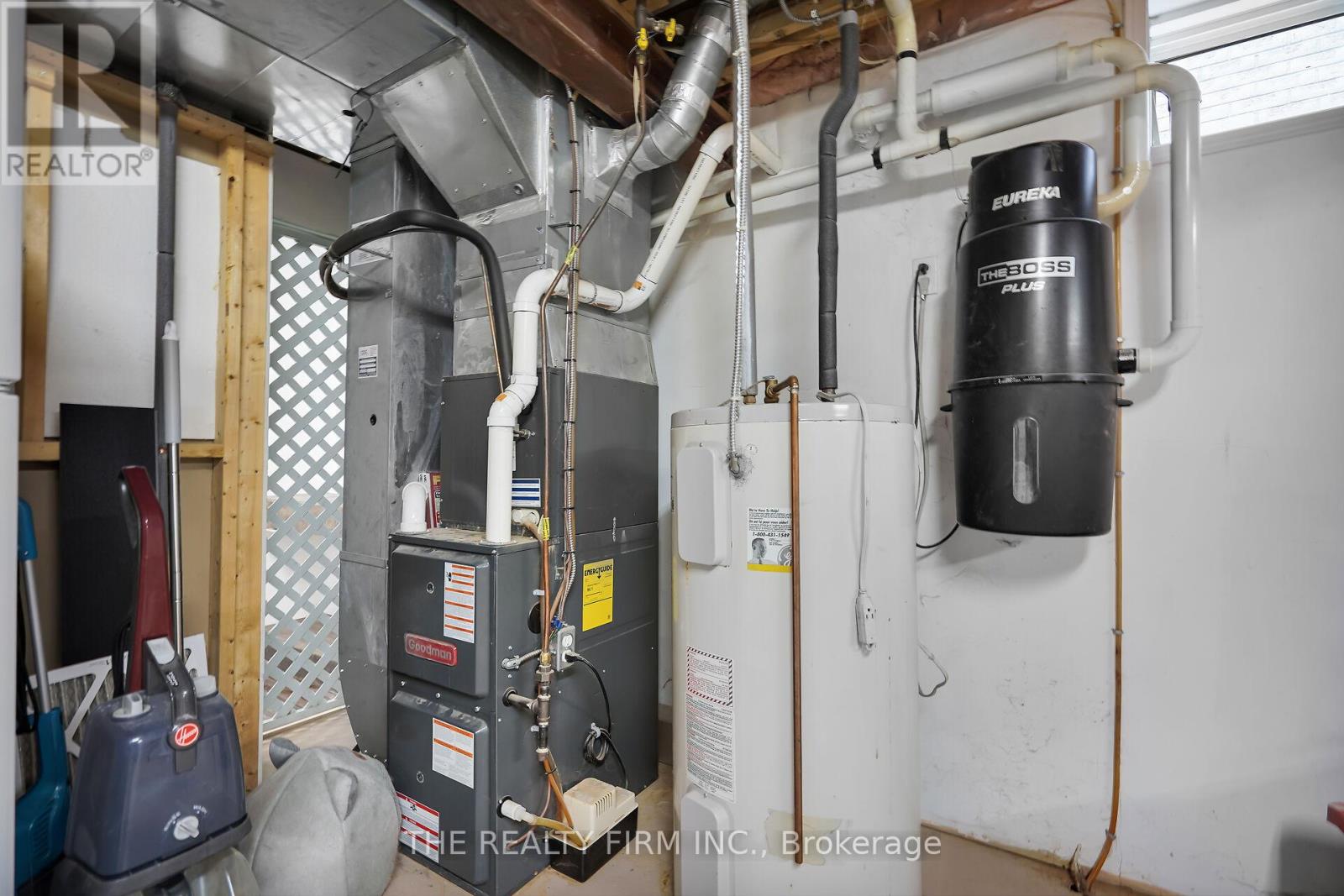 17 - 20 Windemere Place, St. Thomas, Ontario  N5R 6H6 - Photo 41 - X12451643