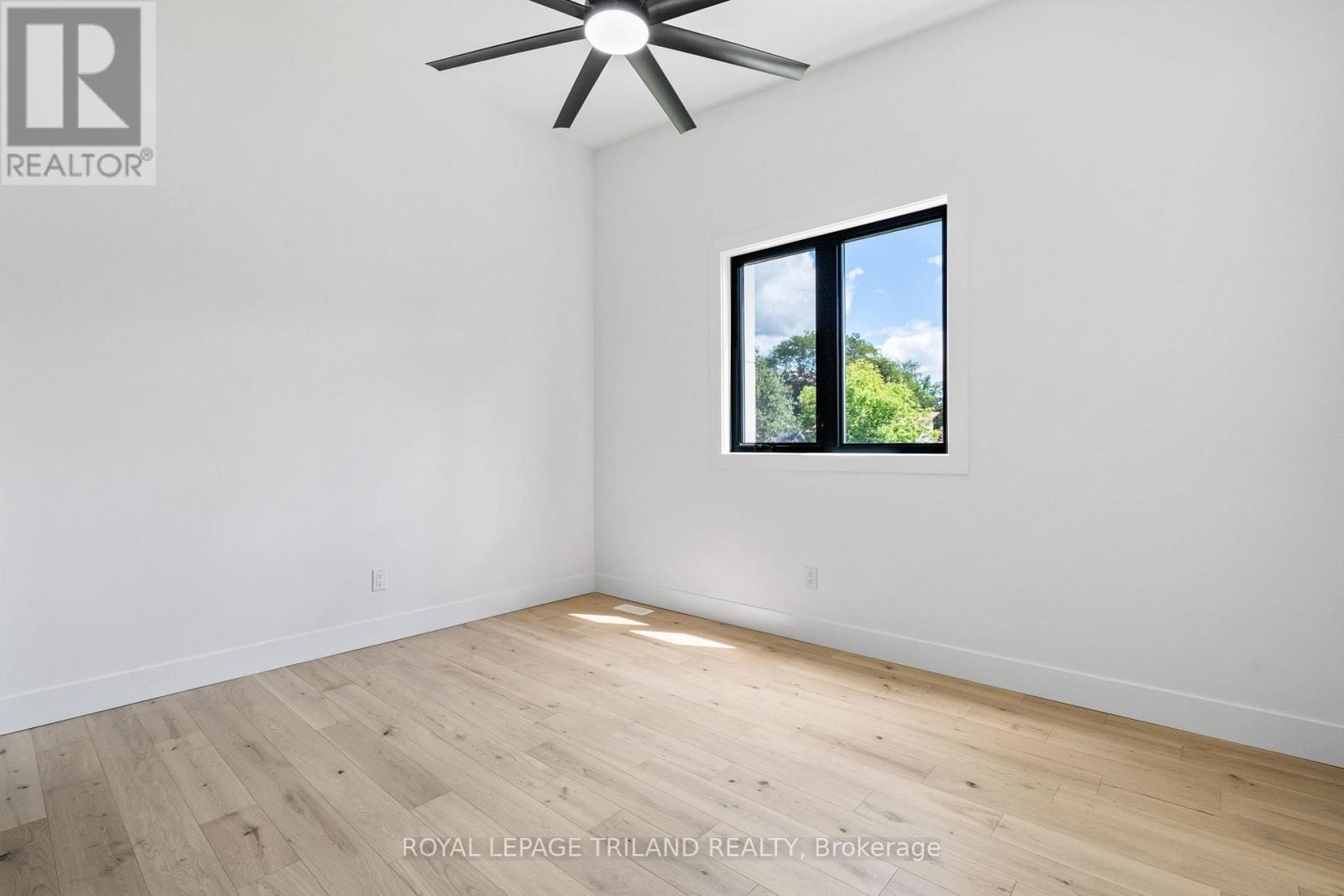 34 Alberta Street, Lambton Shores, Ontario  N0M 1T0 - Photo 34 - X12451693