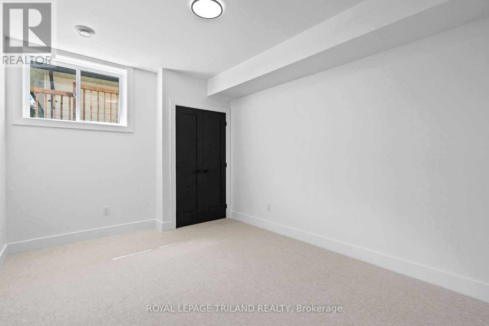 34 Alberta Street, Lambton Shores, Ontario  N0M 1T0 - Photo 39 - X12451693