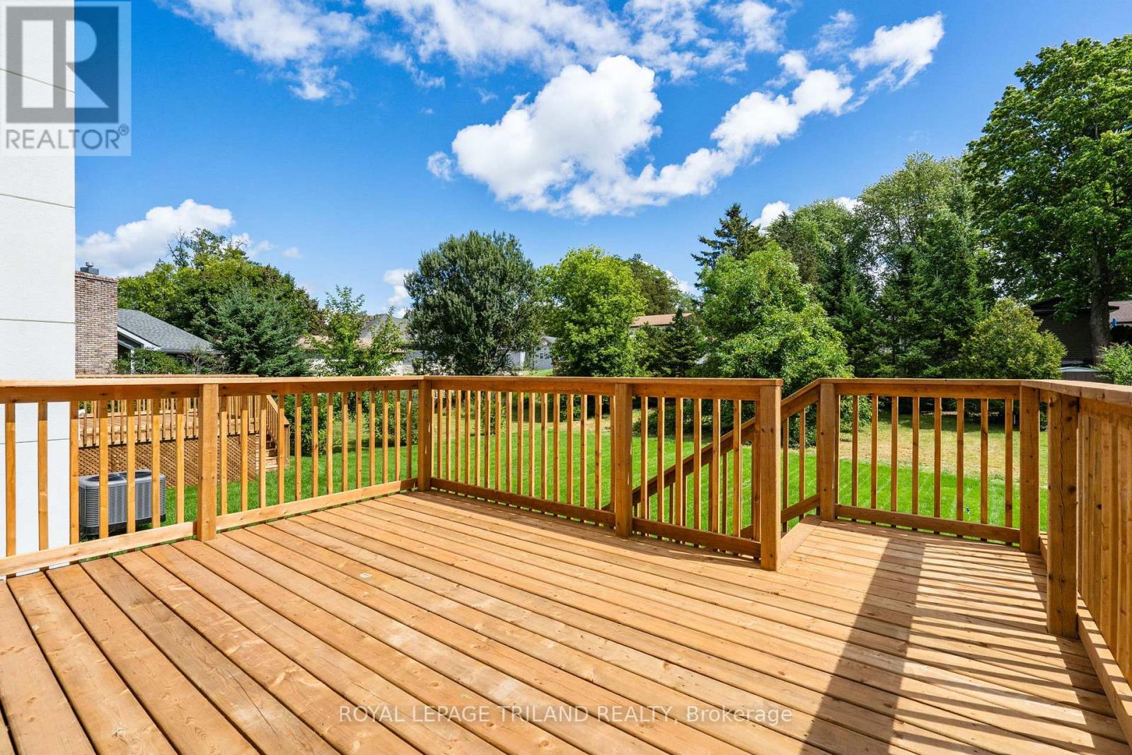 34 Alberta Street, Lambton Shores, Ontario  N0M 1T0 - Photo 43 - X12451693