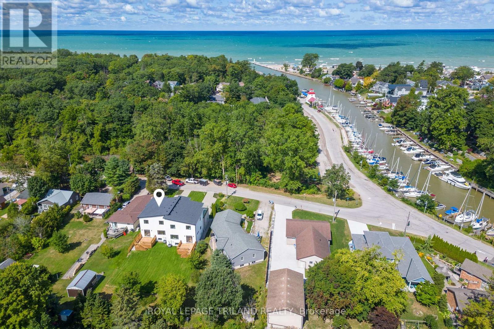 34 Alberta Street, Lambton Shores, Ontario  N0M 1T0 - Photo 46 - X12451693