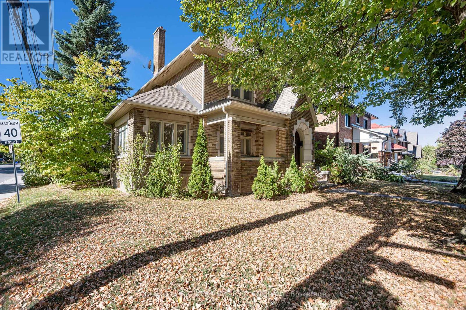 720 Parkdale Avenue, Ottawa, Ontario  K1Y 1J3 - Photo 2 - X12451561