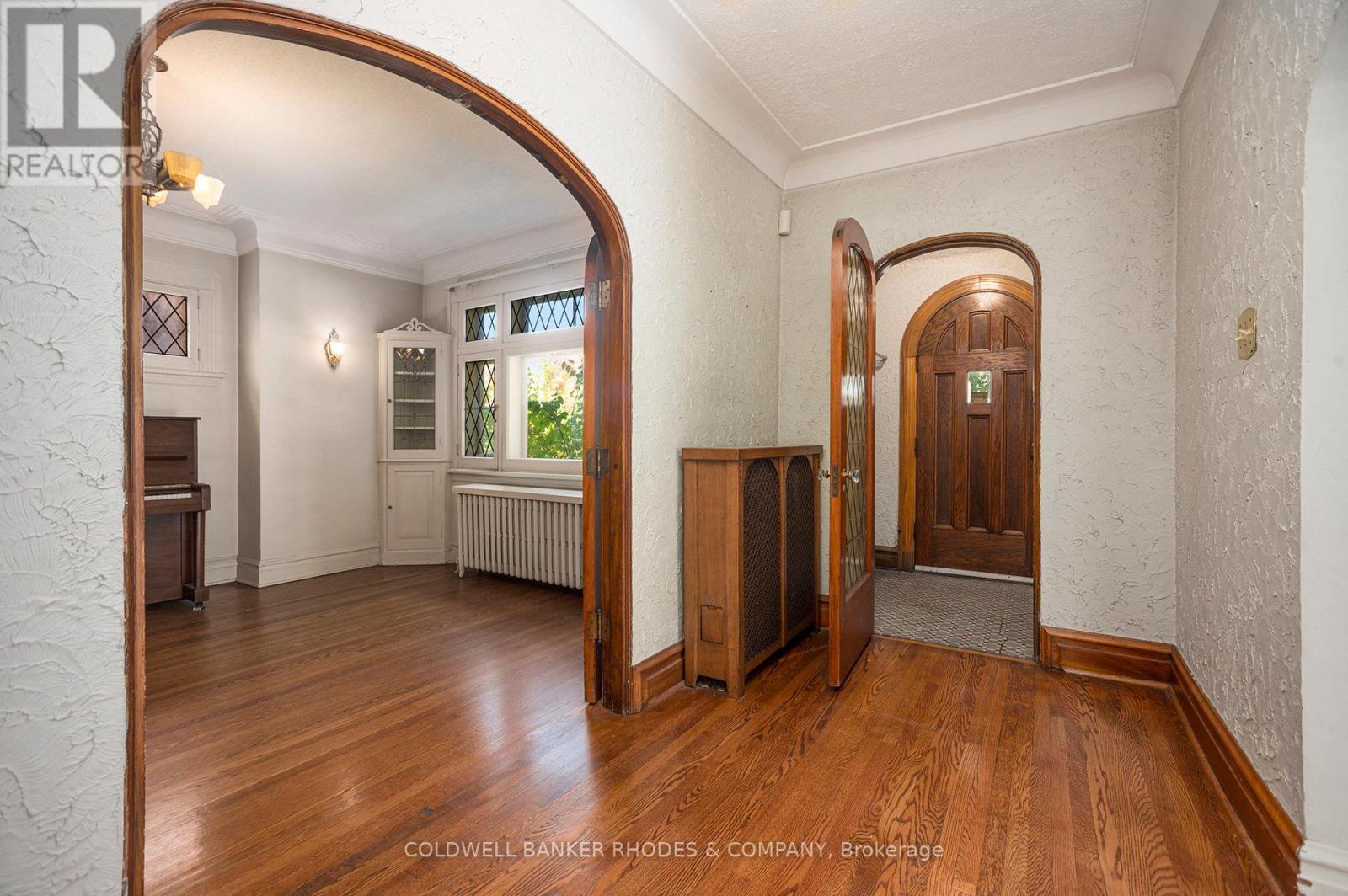 720 Parkdale Avenue, Ottawa, Ontario  K1Y 1J3 - Photo 6 - X12451561