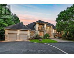 5800 QUEENSCOURT CRESCENT, Ottawa, Ontario