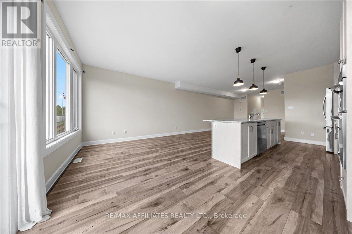 200 Hooper Street, Carleton Place, Ontario  K7C 0C4 - Photo 11 - X12451628