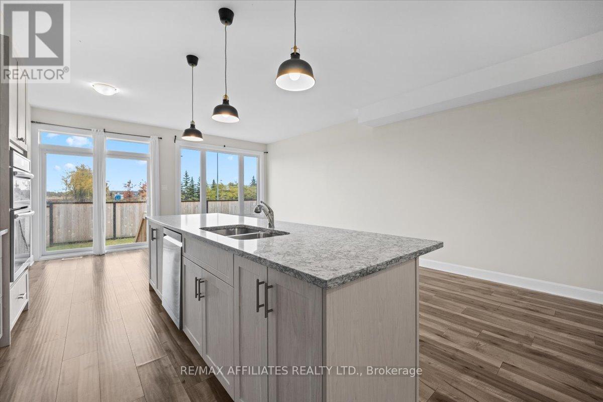 200 Hooper Street, Carleton Place, Ontario  K7C 0C4 - Photo 14 - X12451628