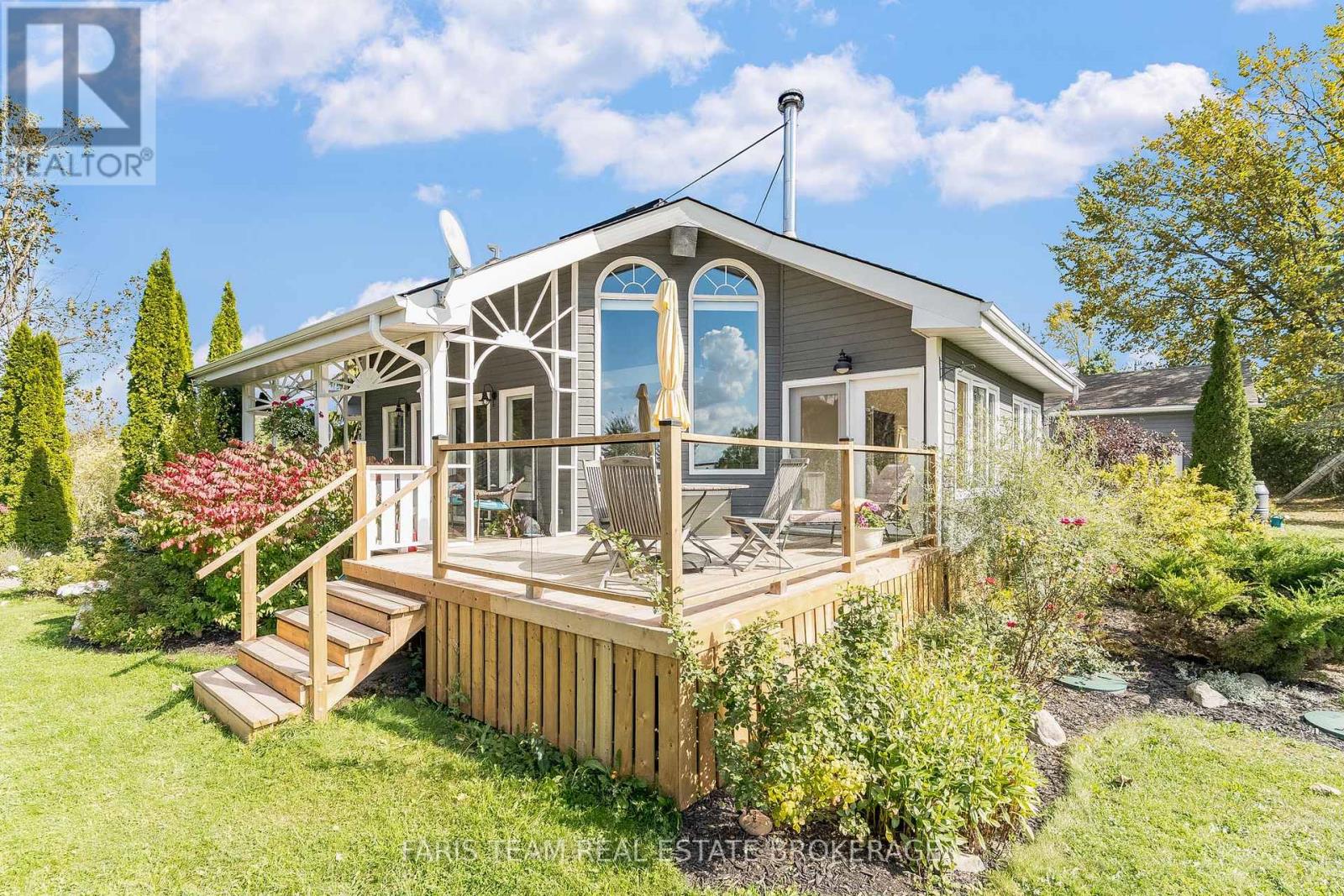 174 Robertson Avenue, Meaford, Ontario  N4L 1W7 - Photo 35 - X12451241