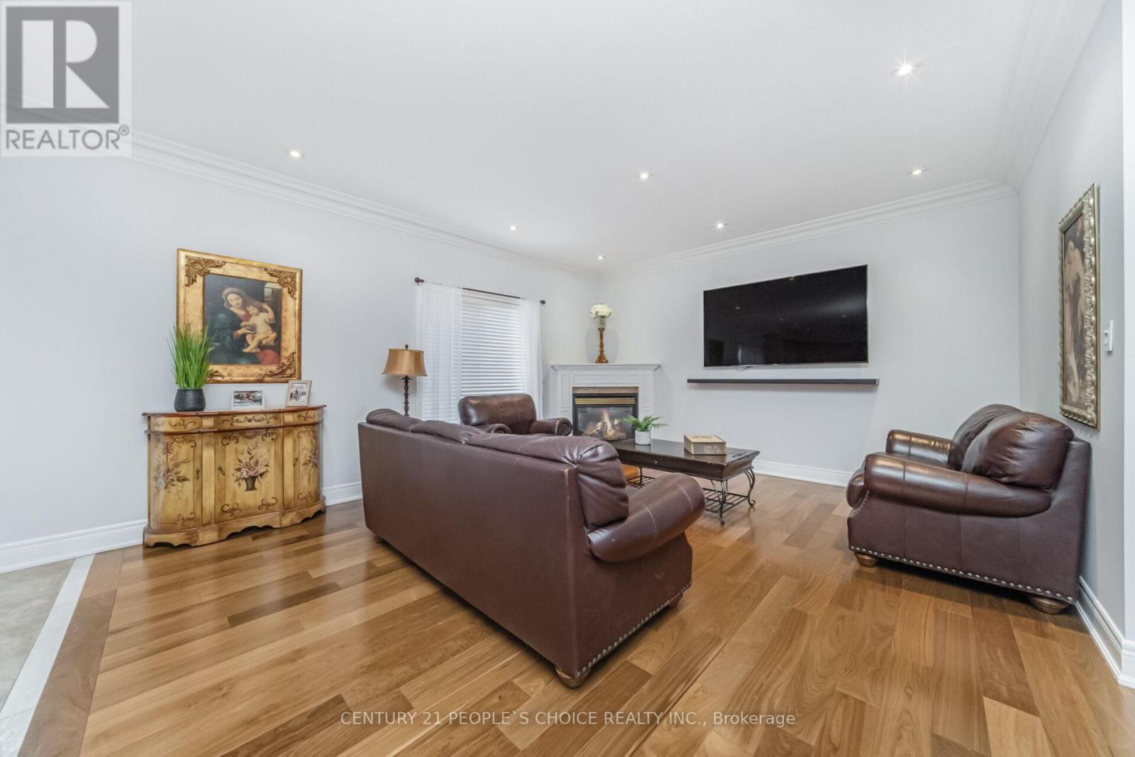 28 Coin Street, Brampton, Ontario  L6Y 5R2 - Photo 12 - W12451443