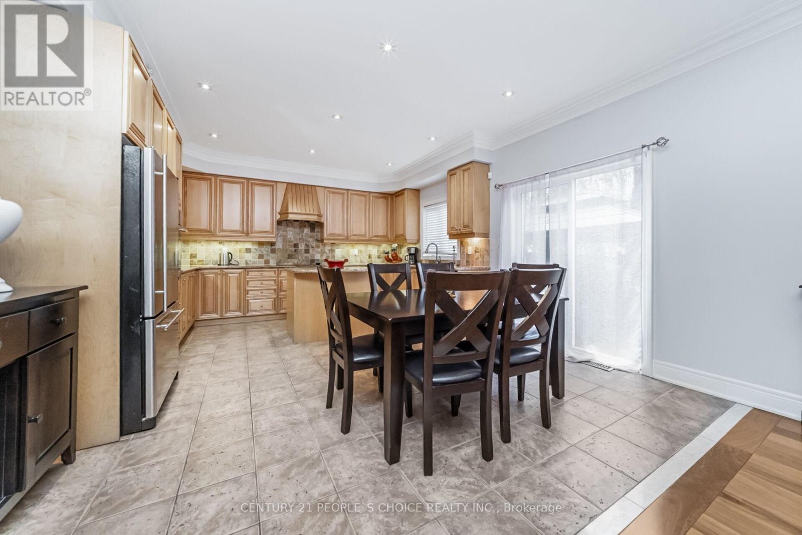 28 Coin Street, Brampton, Ontario  L6Y 5R2 - Photo 16 - W12451443
