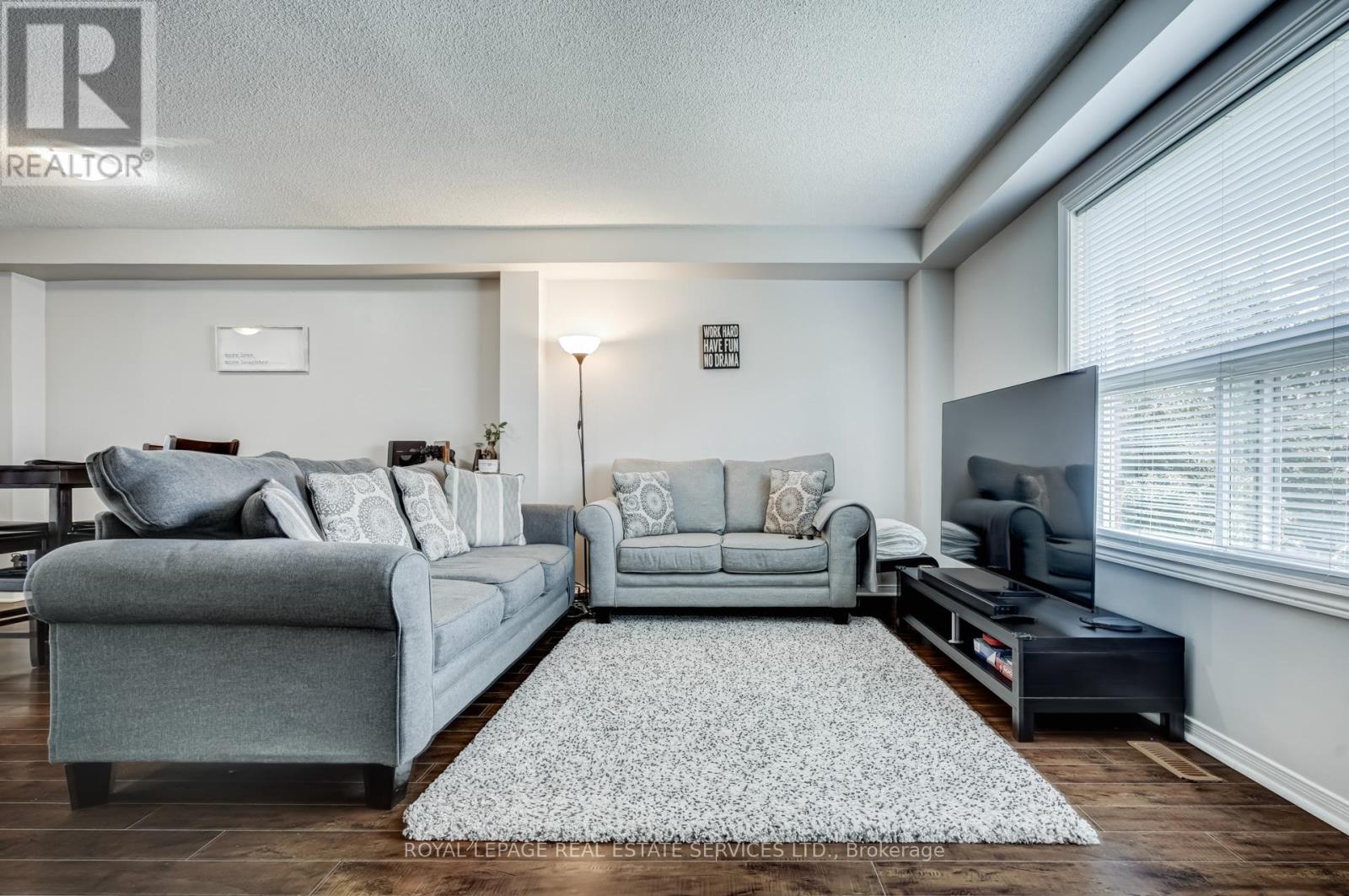 24 - 1530 Reeves Gate, Oakville, Ontario  L6M 3J4 - Photo 2 - W12451447