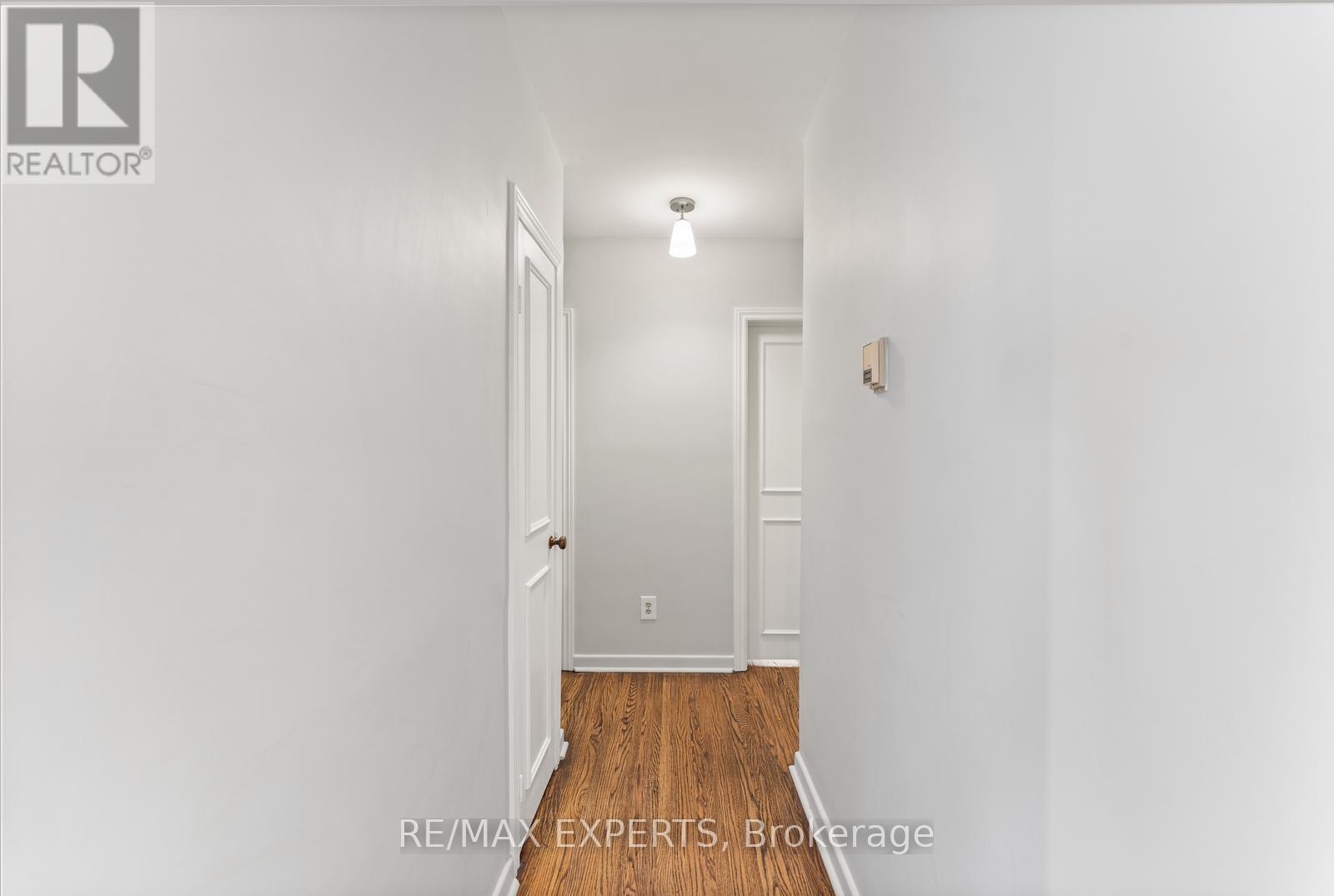 7 Mcmanus Road, Toronto, Ontario  M9P 2J9 - Photo 17 - W12451450