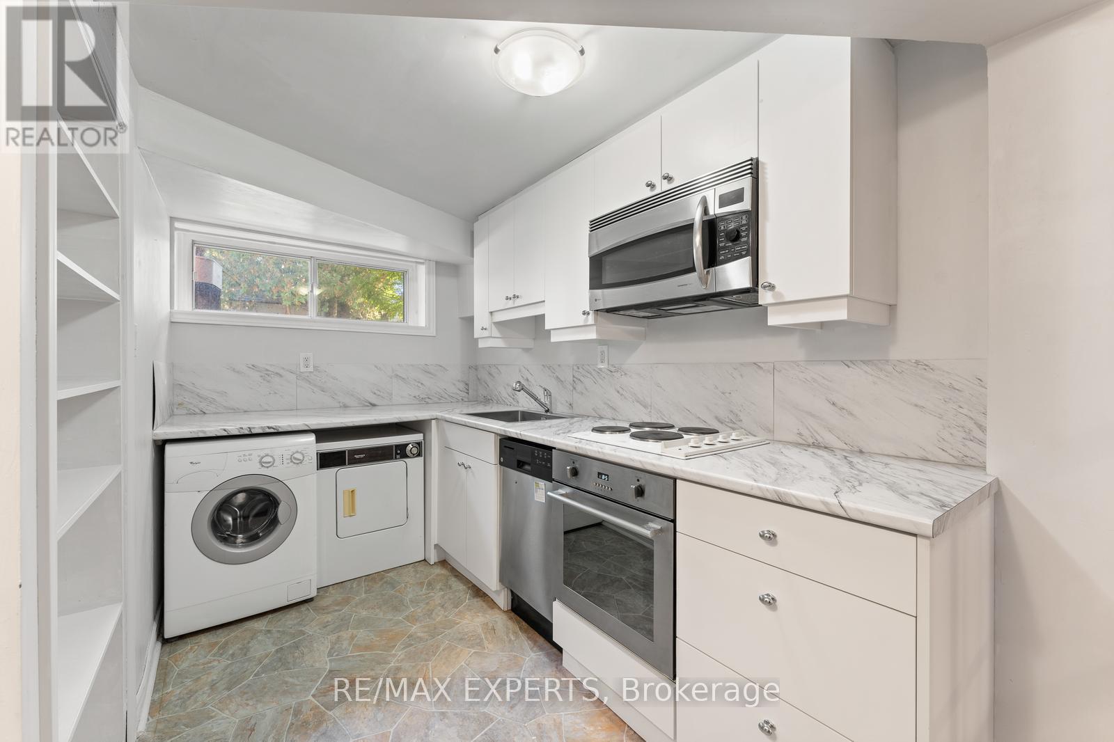 7 Mcmanus Road, Toronto, Ontario  M9P 2J9 - Photo 30 - W12451450
