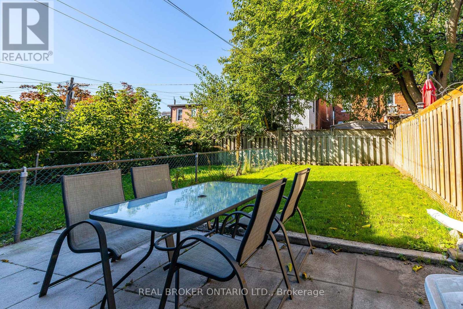 878 Runnymede Road, Toronto, Ontario  M6N 3W4 - Photo 28 - W12451456