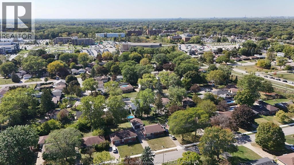 3955 Mount Royal Drive, Windsor, Ontario  N9G 2B8 - Photo 29 - 25025656