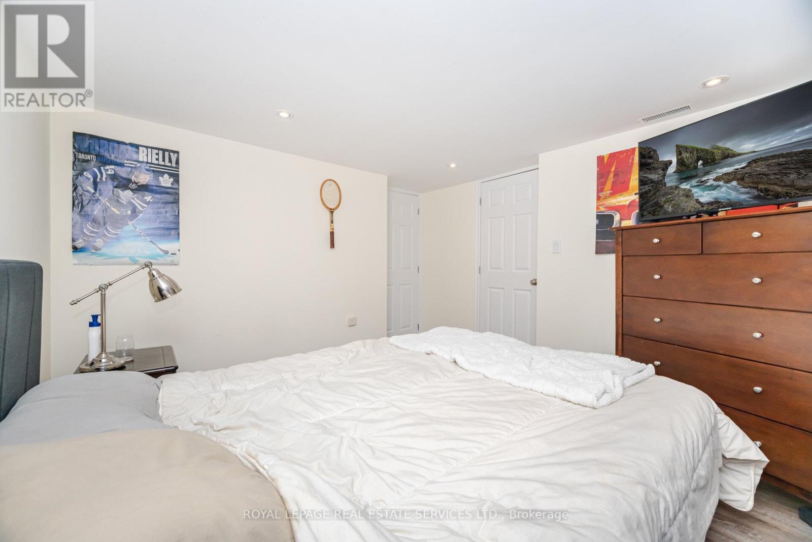 Lower - 96 Simpson Avenue, Toronto, Ontario  M8Z 1E3 - Photo 13 - W12451461