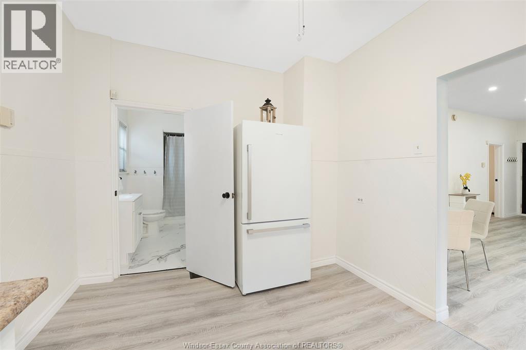 886 Gladstone Avenue, Windsor, Ontario  N9A 2R4 - Photo 17 - 25025649
