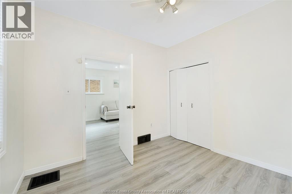 886 Gladstone Avenue, Windsor, Ontario  N9A 2R4 - Photo 23 - 25025649