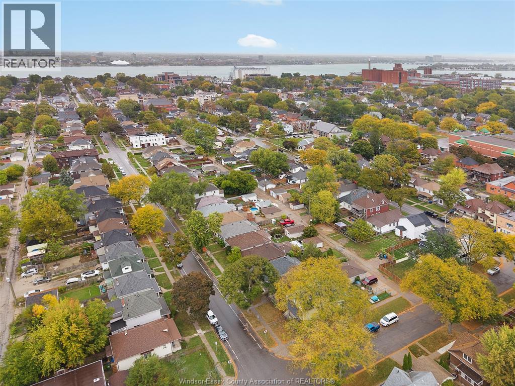886 Gladstone Avenue, Windsor, Ontario  N9A 2R4 - Photo 34 - 25025649