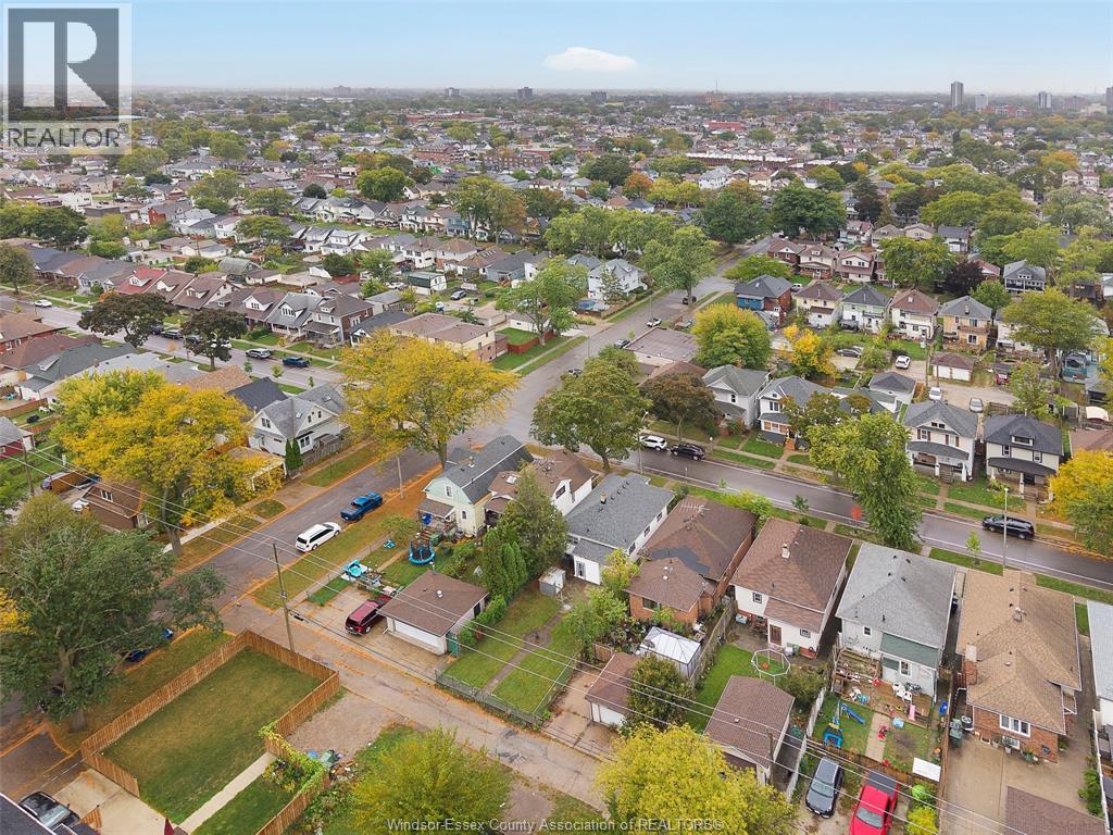 886 Gladstone Avenue, Windsor, Ontario  N9A 2R4 - Photo 36 - 25025649
