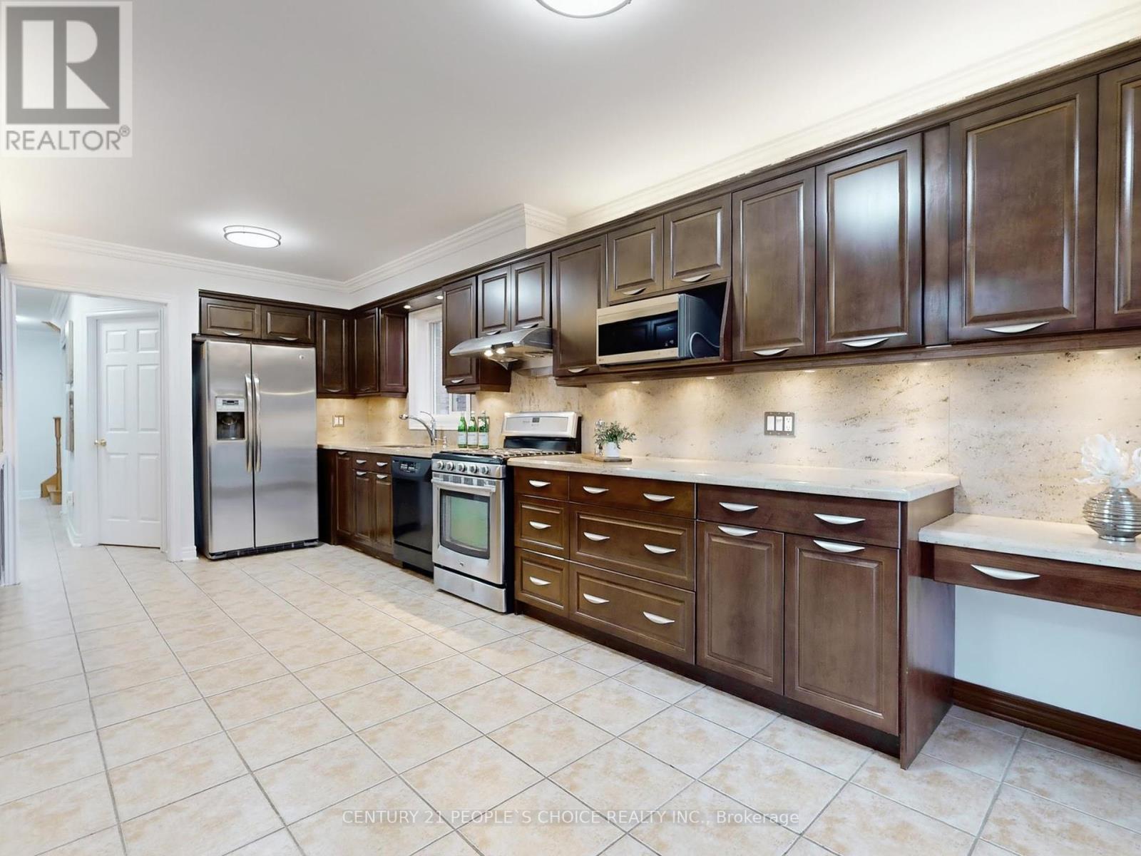 6441 Seaver Road, Mississauga, Ontario  L5V 2H9 - Photo 19 - W12451462