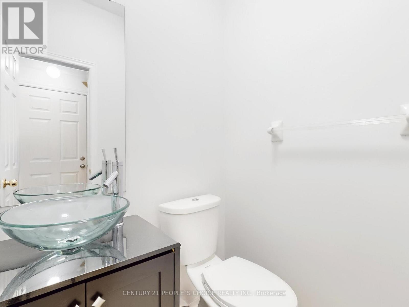 6441 Seaver Road, Mississauga, Ontario  L5V 2H9 - Photo 20 - W12451462