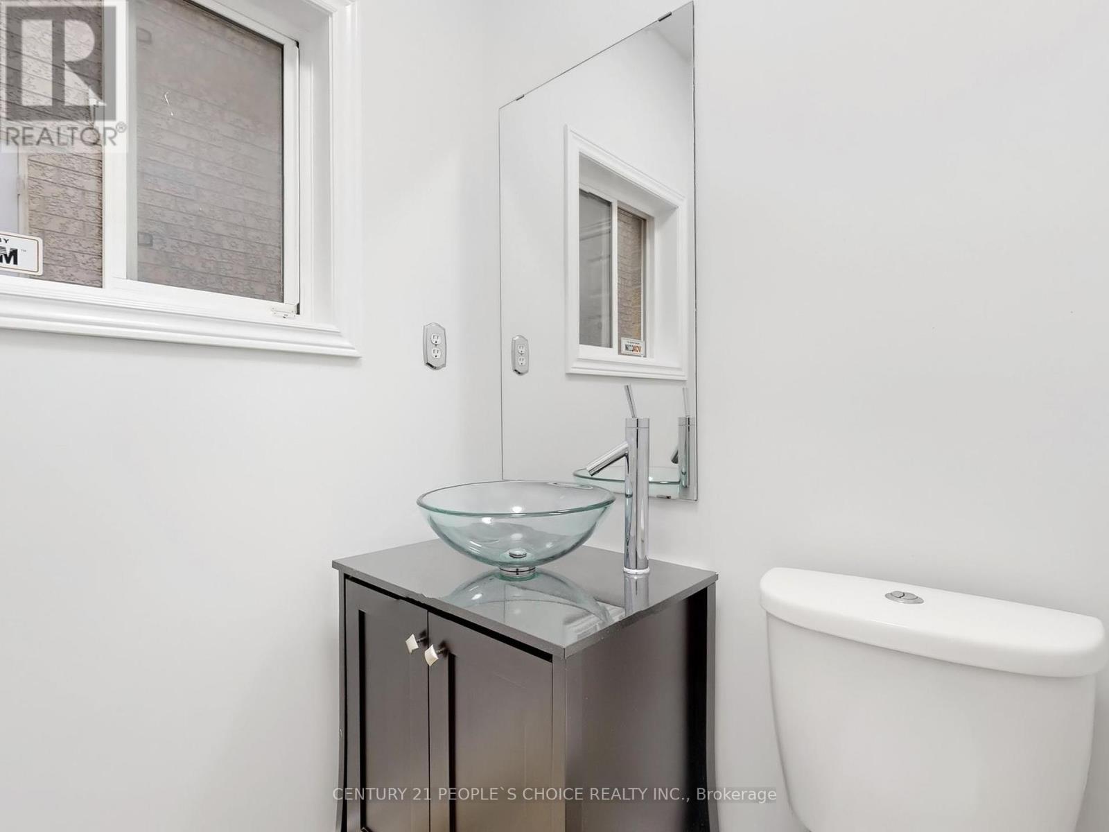 6441 Seaver Road, Mississauga, Ontario  L5V 2H9 - Photo 21 - W12451462