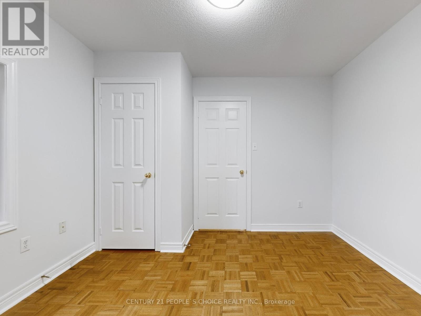 6441 Seaver Road, Mississauga, Ontario  L5V 2H9 - Photo 33 - W12451462