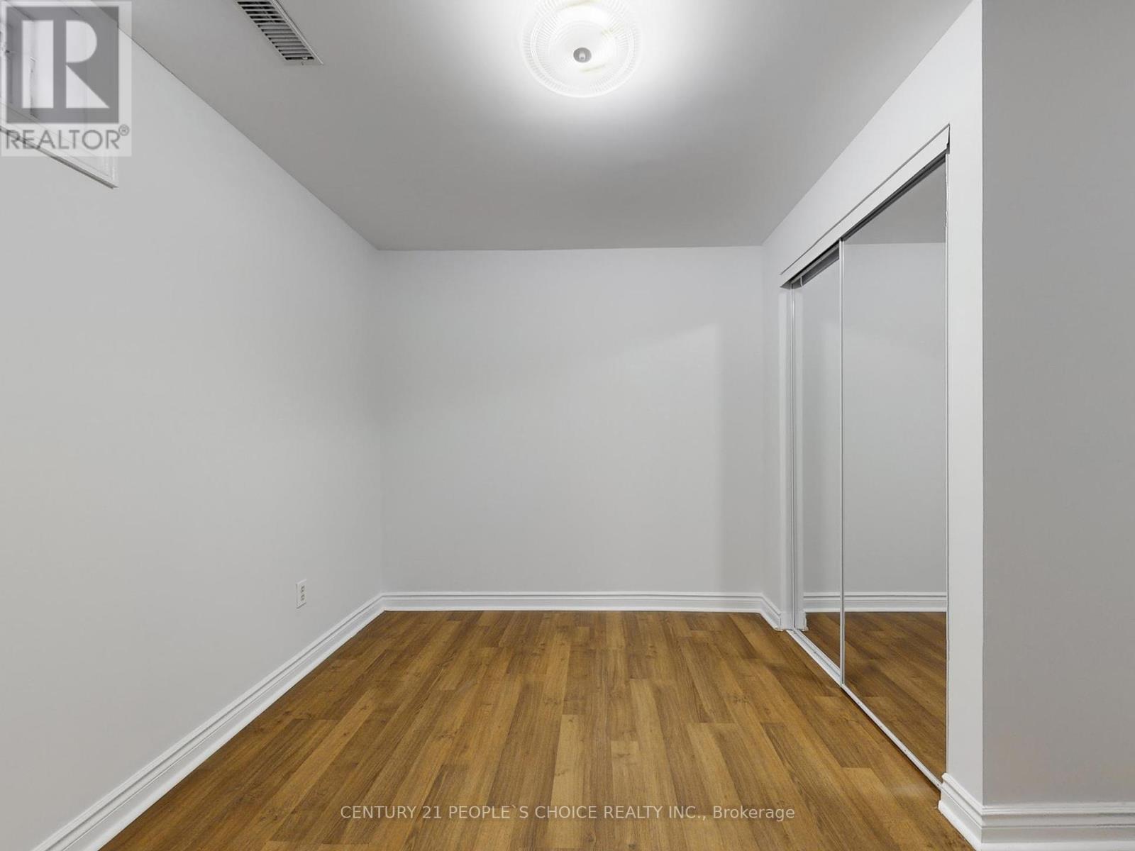6441 Seaver Road, Mississauga, Ontario  L5V 2H9 - Photo 41 - W12451462