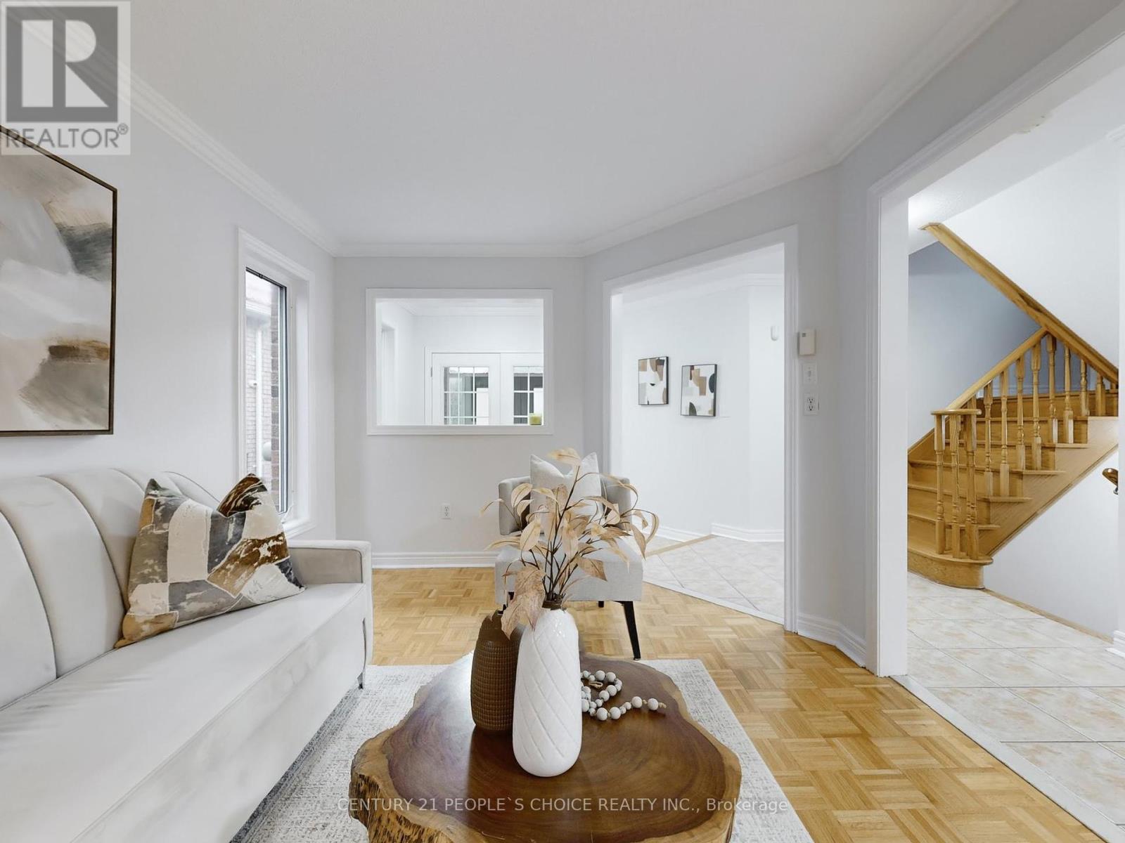 6441 Seaver Road, Mississauga, Ontario  L5V 2H9 - Photo 6 - W12451462