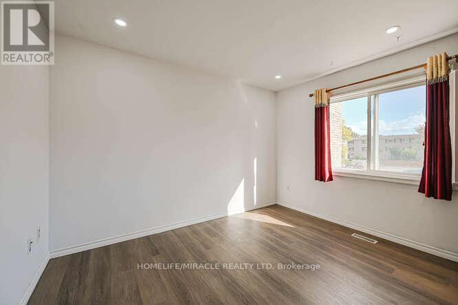 48 - 2012 Martingrove Road W, Toronto, Ontario  M9V 4A3 - Photo 15 - W12451466