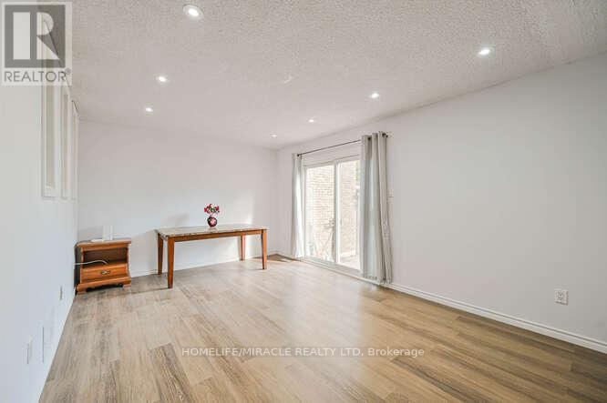 48 - 2012 Martingrove Road W, Toronto, Ontario  M9V 4A3 - Photo 32 - W12451466