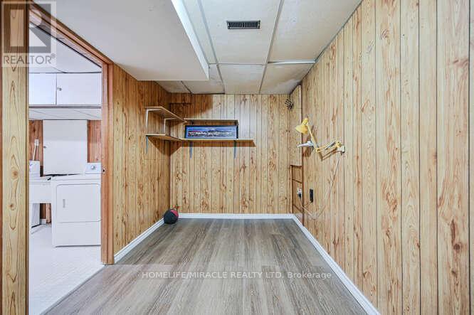 48 - 2012 Martingrove Road W, Toronto, Ontario  M9V 4A3 - Photo 39 - W12451466