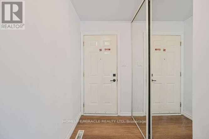 48 - 2012 Martingrove Road W, Toronto, Ontario  M9V 4A3 - Photo 4 - W12451466